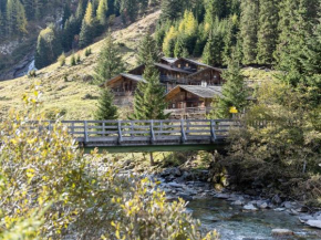 Гостиница Lovely Chalet in Matrei in Osttirol with Mountain View  Матрай